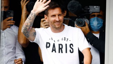 Messi zyrtarisht lojtar i PSG, ja objektivat e francezëve për të ardhmen