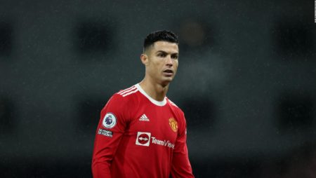 Flet Erik ten Hag – Ronaldo nuk është në shitje!