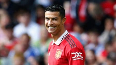 Merkato – Cristiano Ronaldo drejt Napolit? Jorge Mendes në bisedime me italianët