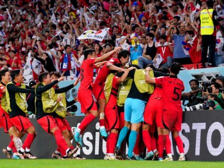 Kupa e Botës – Koreja e Jugut lë pas Uruguain dhe siguron kualifikimin