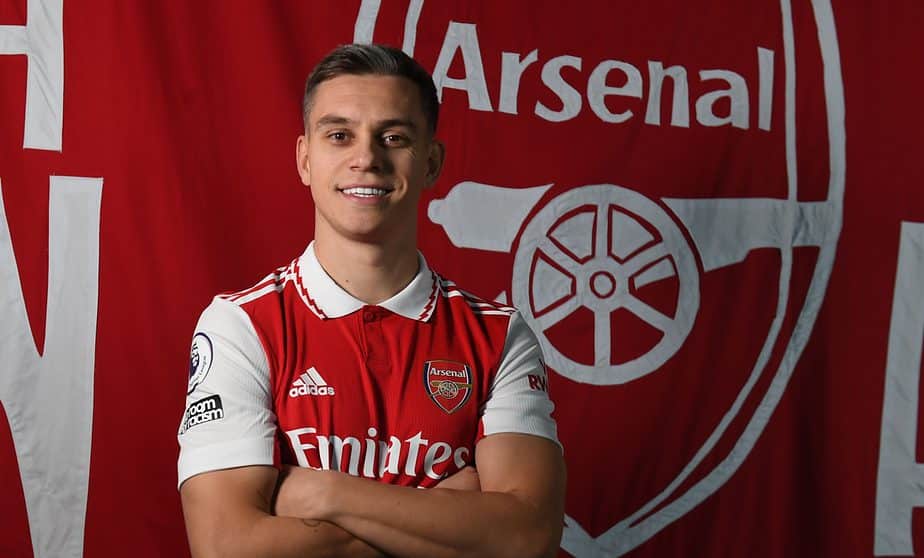 Arsenal - The Londoners sign Leandro Trossard until 2027