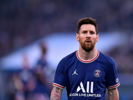 PSG - Leo Messi se disculpa con sus compañeros por el viaje no autorizado