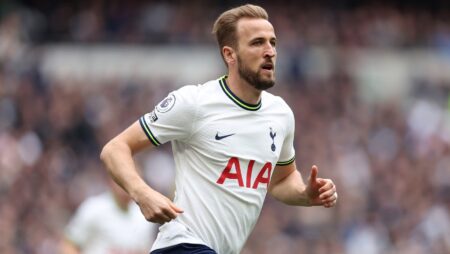 Tottenham – Harry Kane gehört trotz Interesse des FC Bayern München zum Kader der Saisonvorbereitung